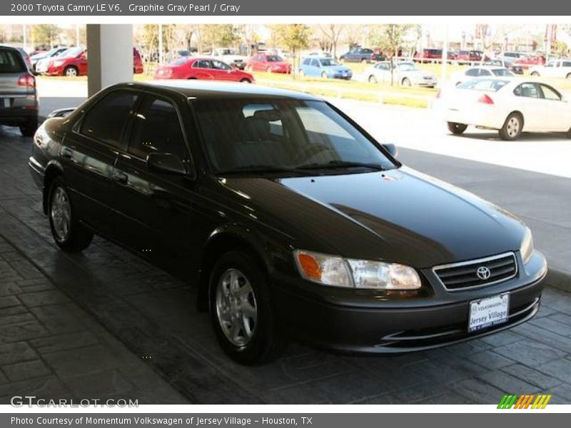 Graphite Gray Pearl / Gray 2000 Toyota Camry LE V6