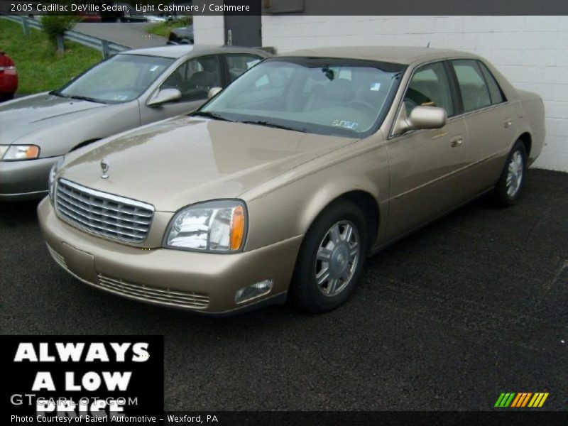 Light Cashmere / Cashmere 2005 Cadillac DeVille Sedan