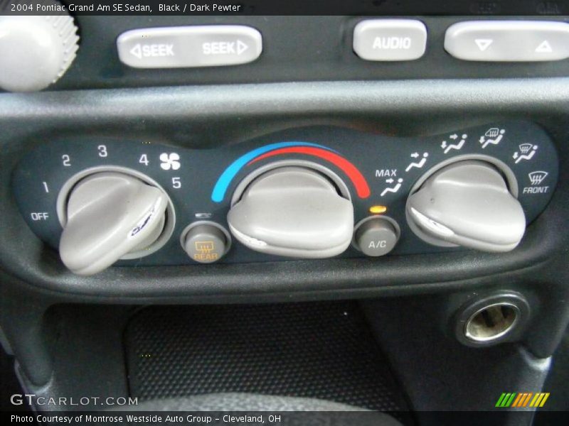 Black / Dark Pewter 2004 Pontiac Grand Am SE Sedan