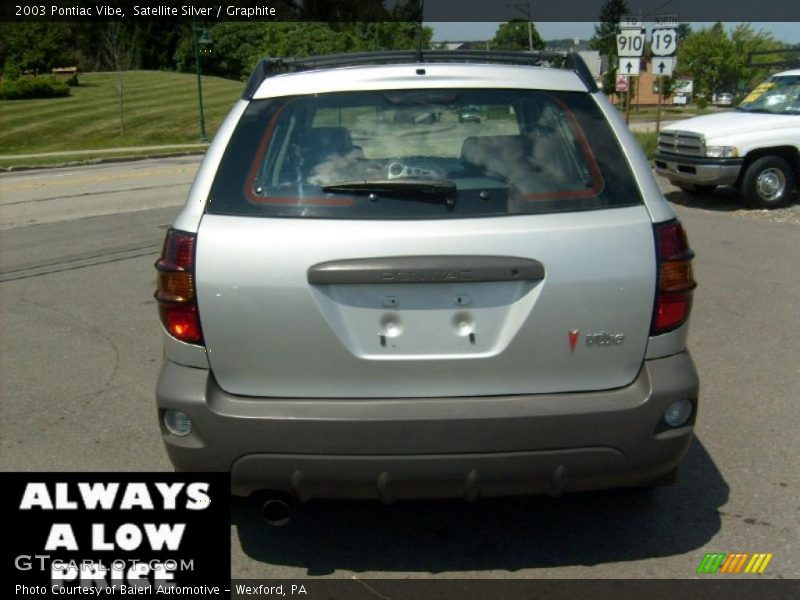 Satellite Silver / Graphite 2003 Pontiac Vibe