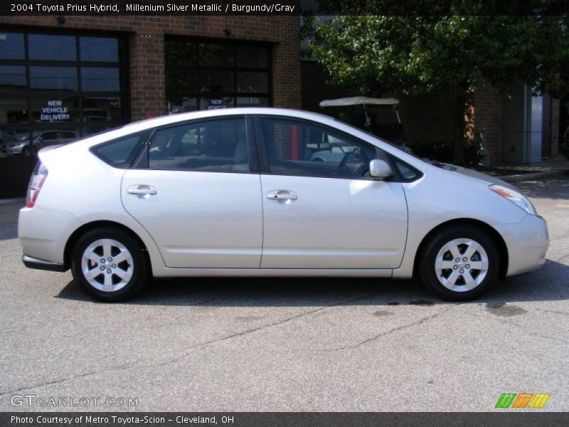 Millenium Silver Metallic / Burgundy/Gray 2004 Toyota Prius Hybrid