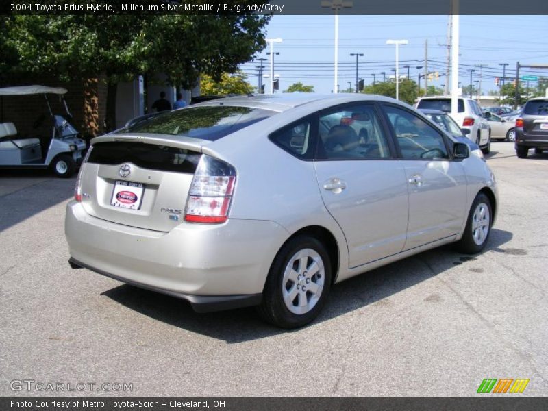 Millenium Silver Metallic / Burgundy/Gray 2004 Toyota Prius Hybrid