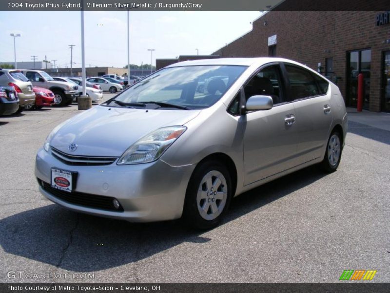 Millenium Silver Metallic / Burgundy/Gray 2004 Toyota Prius Hybrid