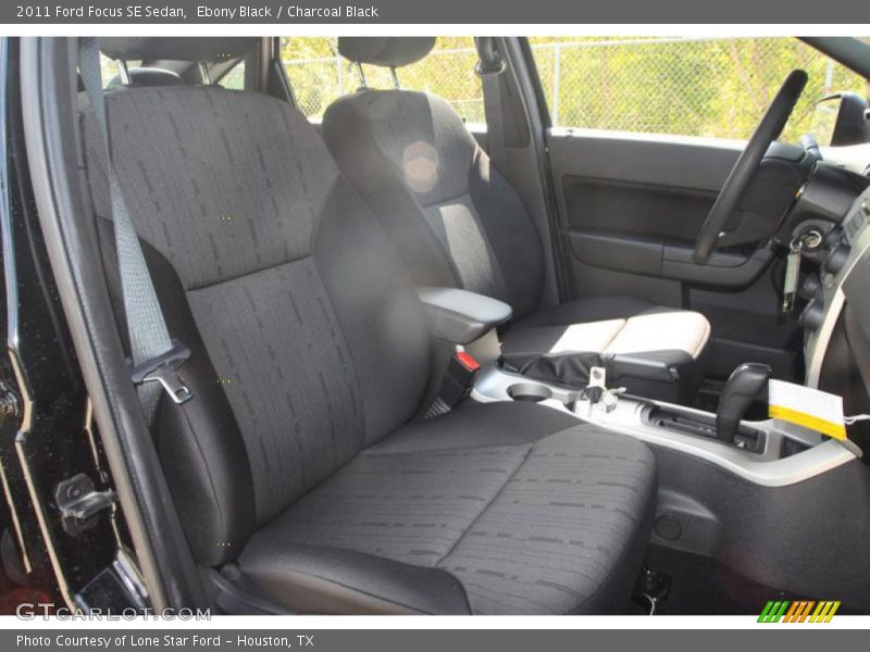 Ebony Black / Charcoal Black 2011 Ford Focus SE Sedan