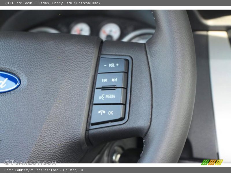 Ebony Black / Charcoal Black 2011 Ford Focus SE Sedan