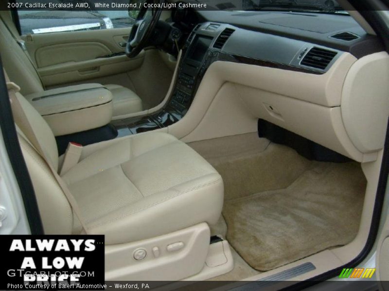 White Diamond / Cocoa/Light Cashmere 2007 Cadillac Escalade AWD