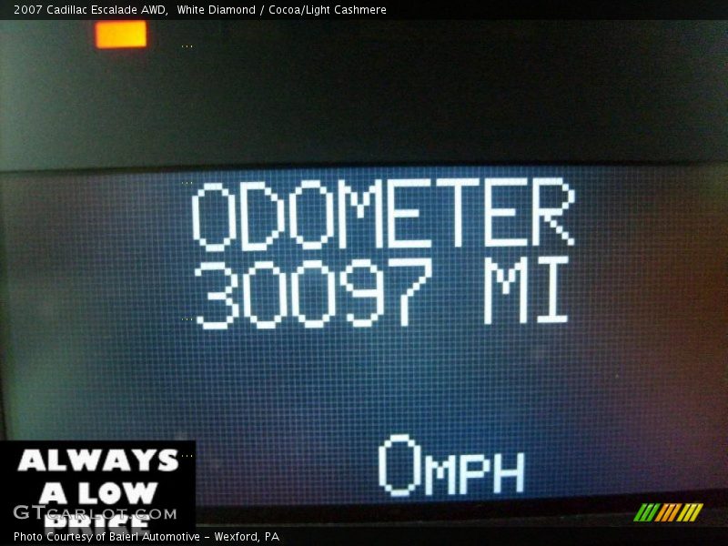 White Diamond / Cocoa/Light Cashmere 2007 Cadillac Escalade AWD