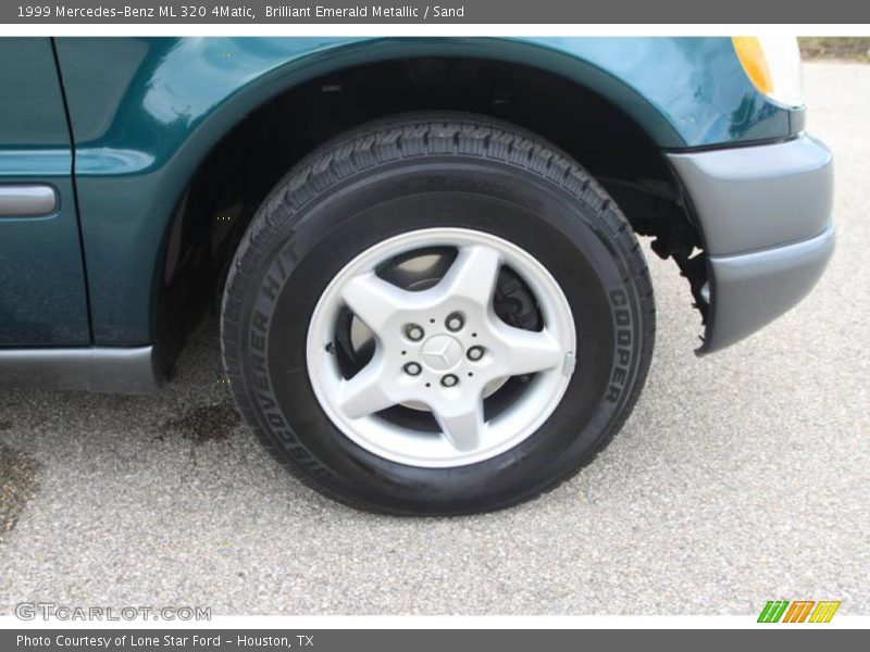 Brilliant Emerald Metallic / Sand 1999 Mercedes-Benz ML 320 4Matic