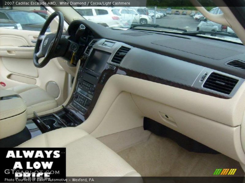 White Diamond / Cocoa/Light Cashmere 2007 Cadillac Escalade AWD
