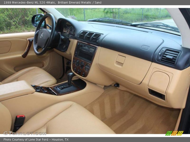 Brilliant Emerald Metallic / Sand 1999 Mercedes-Benz ML 320 4Matic