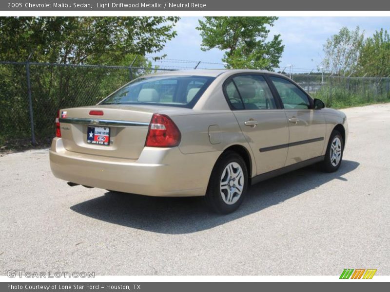 Light Driftwood Metallic / Neutral Beige 2005 Chevrolet Malibu Sedan