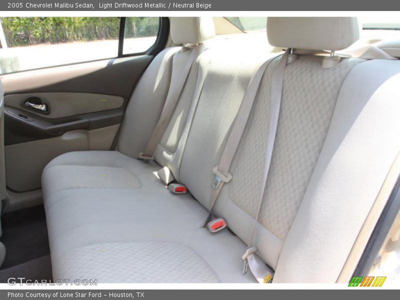Light Driftwood Metallic / Neutral Beige 2005 Chevrolet Malibu Sedan
