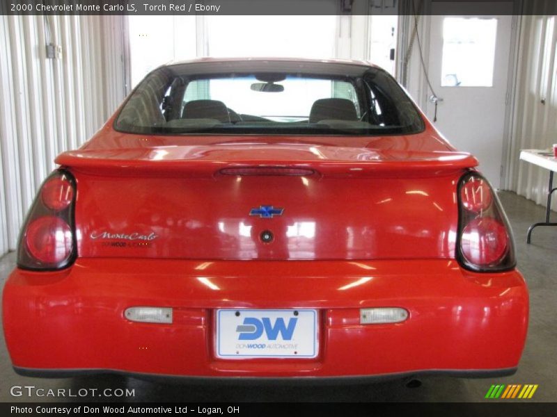 Torch Red / Ebony 2000 Chevrolet Monte Carlo LS