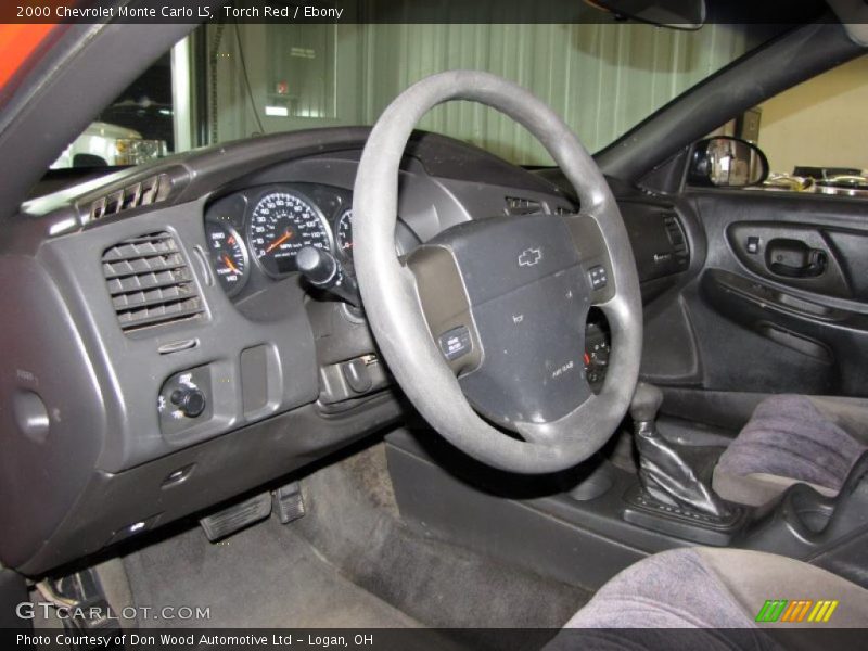 Torch Red / Ebony 2000 Chevrolet Monte Carlo LS