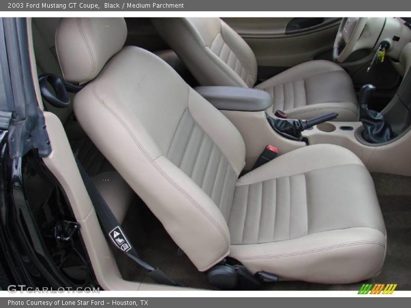 Black / Medium Parchment 2003 Ford Mustang GT Coupe