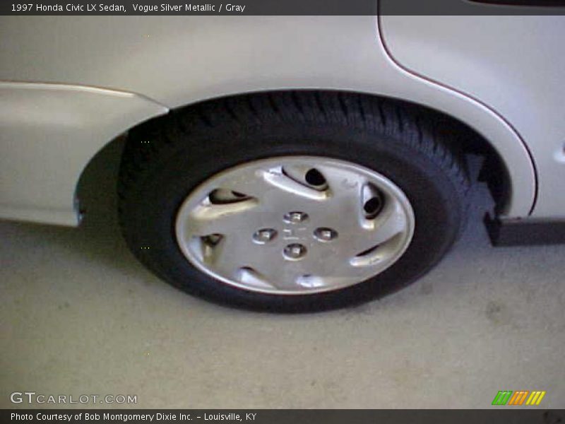 Vogue Silver Metallic / Gray 1997 Honda Civic LX Sedan