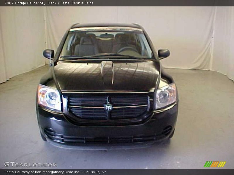 Black / Pastel Pebble Beige 2007 Dodge Caliber SE