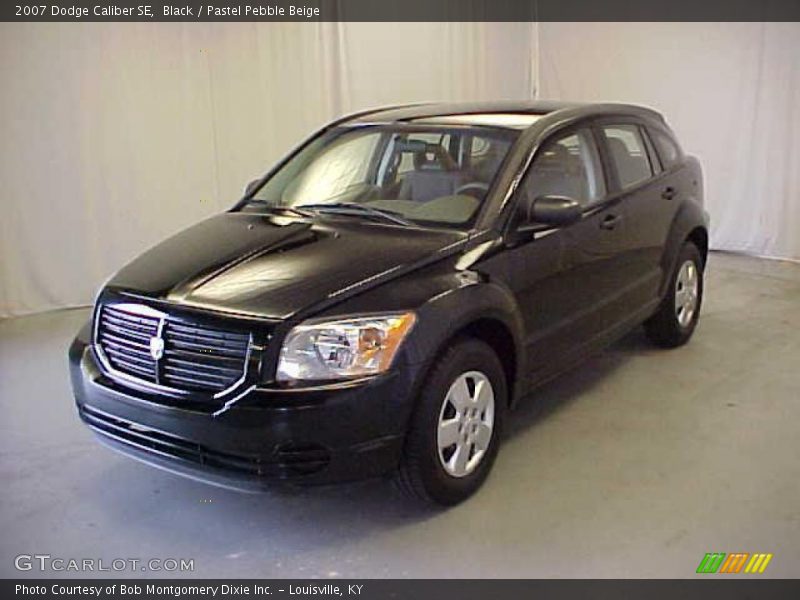 Black / Pastel Pebble Beige 2007 Dodge Caliber SE