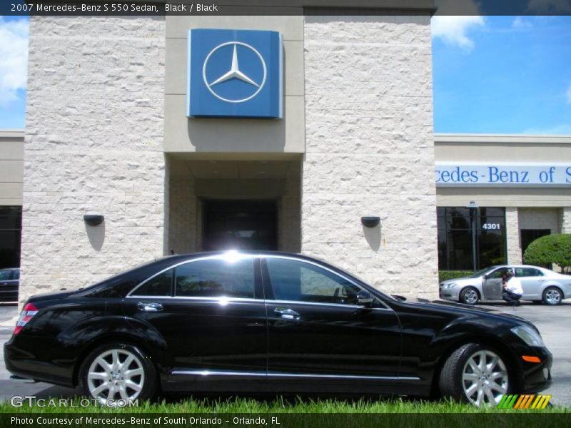 Black / Black 2007 Mercedes-Benz S 550 Sedan