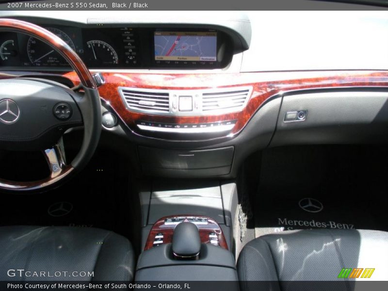 Black / Black 2007 Mercedes-Benz S 550 Sedan