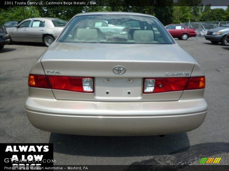Cashmere Beige Metallic / Oak 2001 Toyota Camry LE