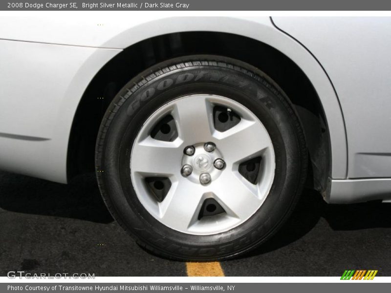 Bright Silver Metallic / Dark Slate Gray 2008 Dodge Charger SE