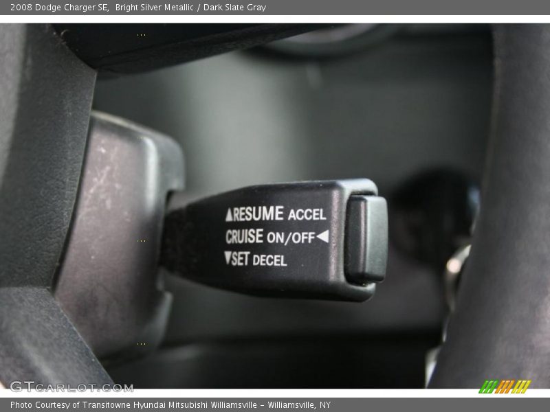 Bright Silver Metallic / Dark Slate Gray 2008 Dodge Charger SE