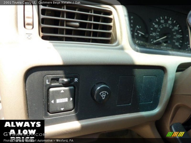 Cashmere Beige Metallic / Oak 2001 Toyota Camry LE