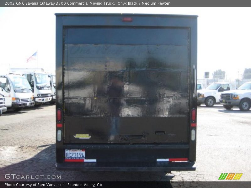 Onyx Black / Medium Pewter 2003 GMC Savana Cutaway 3500 Commercial Moving Truck