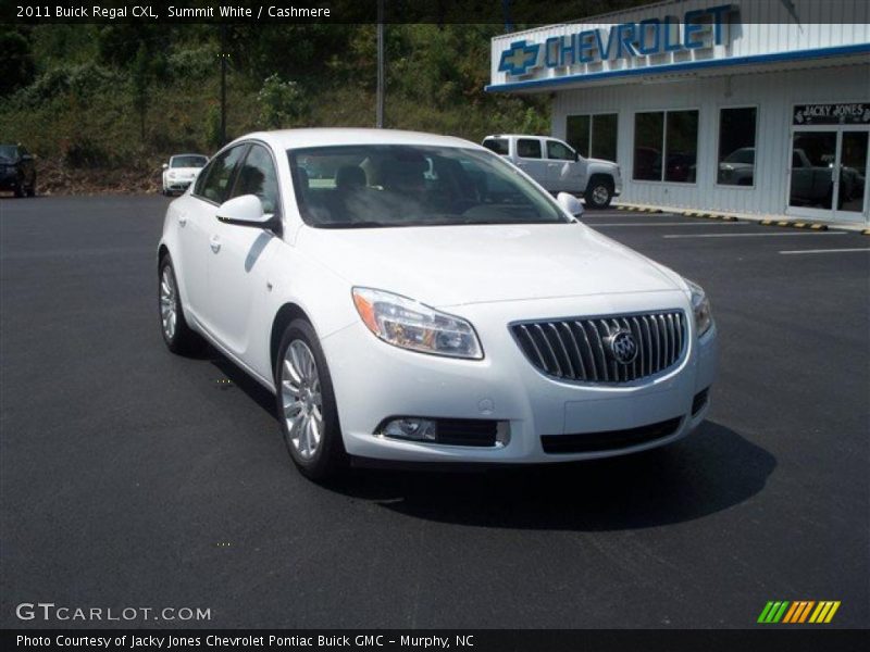 Summit White / Cashmere 2011 Buick Regal CXL