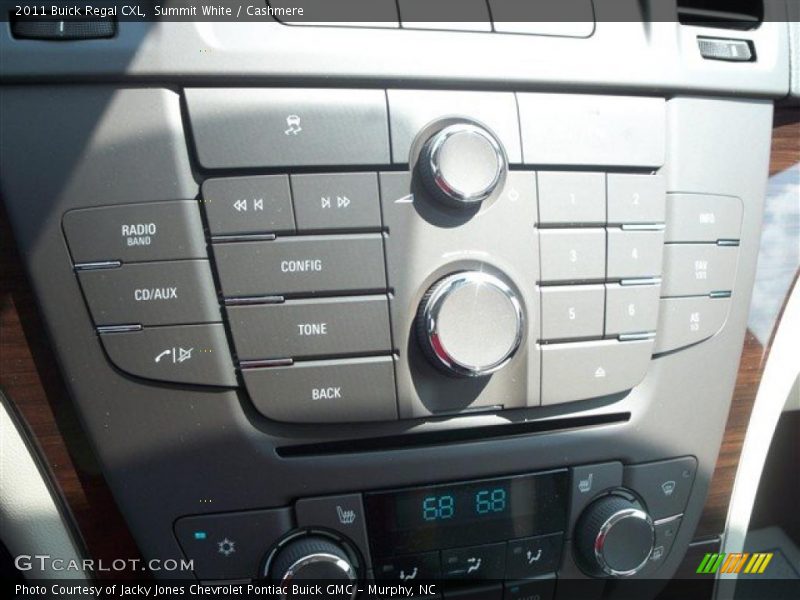 Summit White / Cashmere 2011 Buick Regal CXL