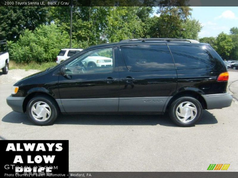 Black / Gray 2000 Toyota Sienna LE