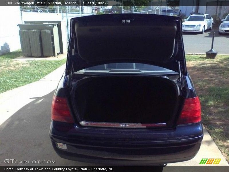 Atlantic Blue Pearl / Black 2000 Volkswagen Jetta GLS Sedan