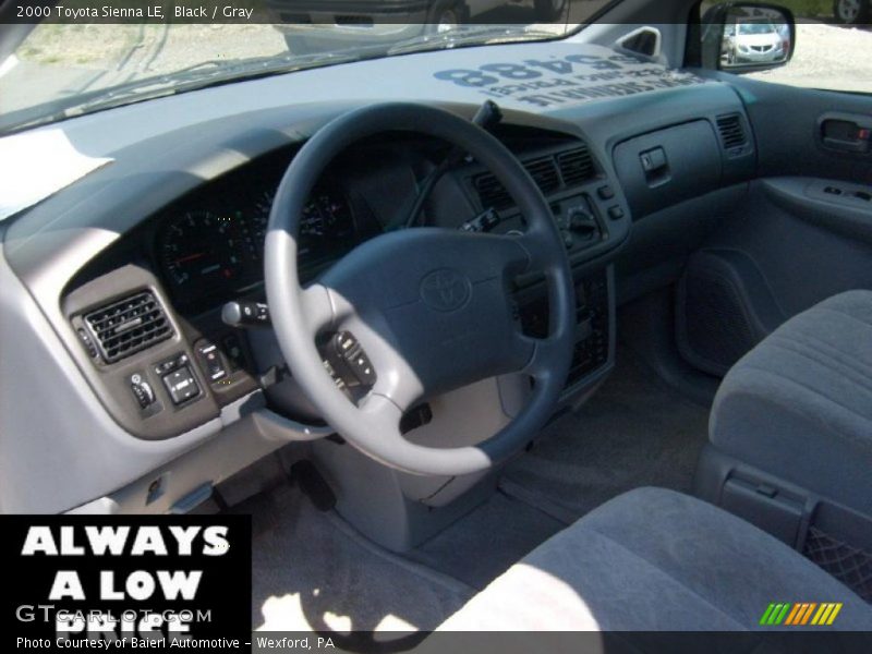 Black / Gray 2000 Toyota Sienna LE