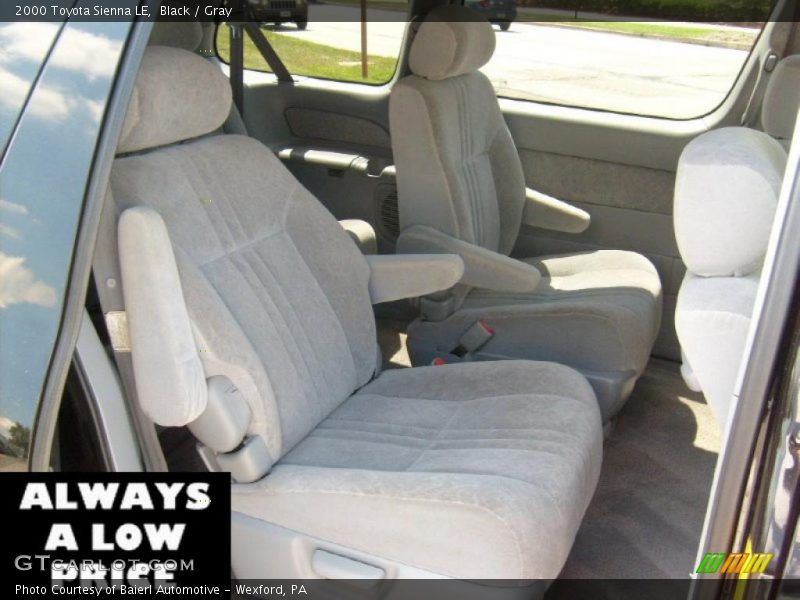 Black / Gray 2000 Toyota Sienna LE