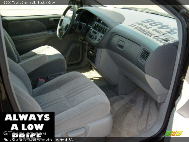 Black / Gray 2000 Toyota Sienna LE