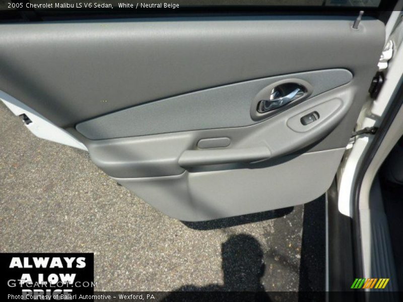 White / Neutral Beige 2005 Chevrolet Malibu LS V6 Sedan