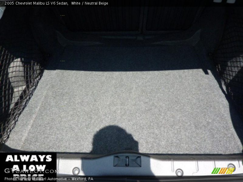 White / Neutral Beige 2005 Chevrolet Malibu LS V6 Sedan
