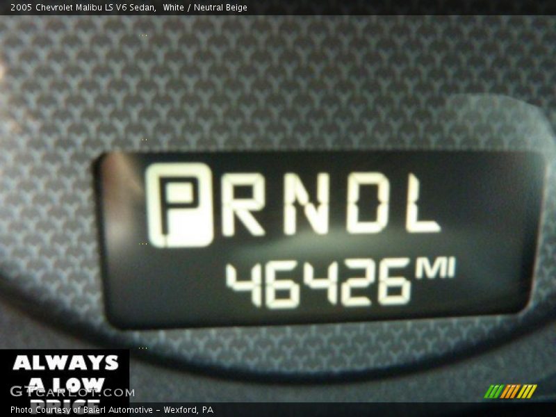 White / Neutral Beige 2005 Chevrolet Malibu LS V6 Sedan
