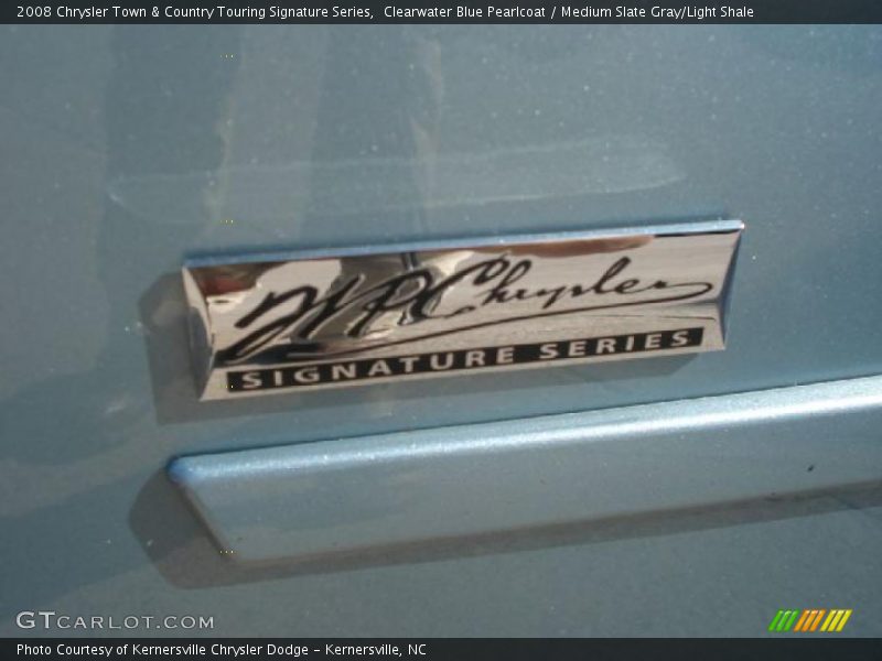 Clearwater Blue Pearlcoat / Medium Slate Gray/Light Shale 2008 Chrysler Town & Country Touring Signature Series