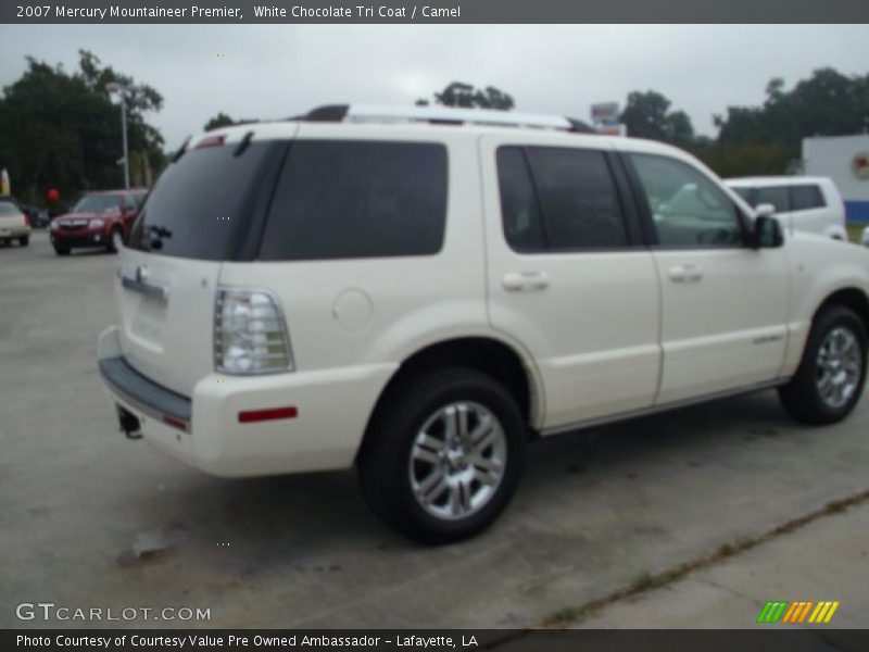 White Chocolate Tri Coat / Camel 2007 Mercury Mountaineer Premier