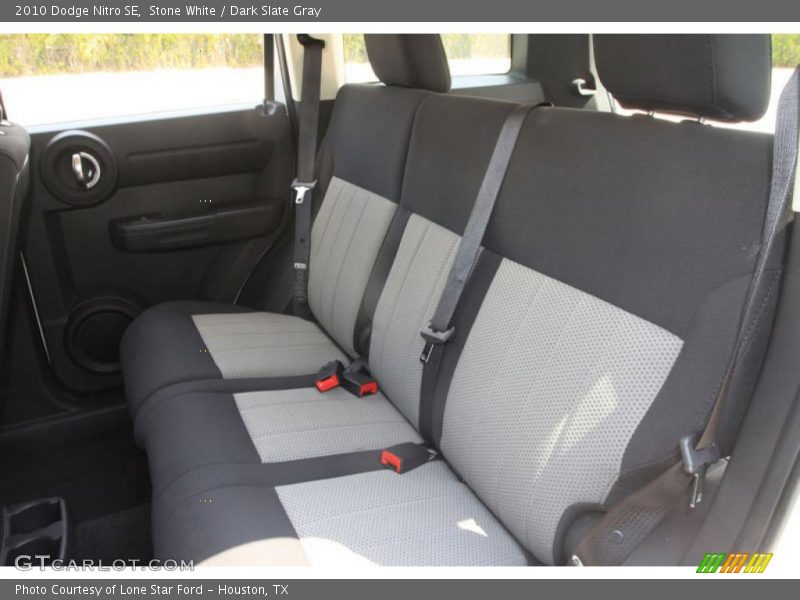 Stone White / Dark Slate Gray 2010 Dodge Nitro SE