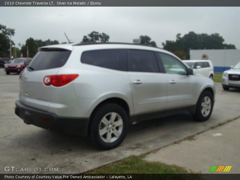 Silver Ice Metallic / Ebony 2010 Chevrolet Traverse LT
