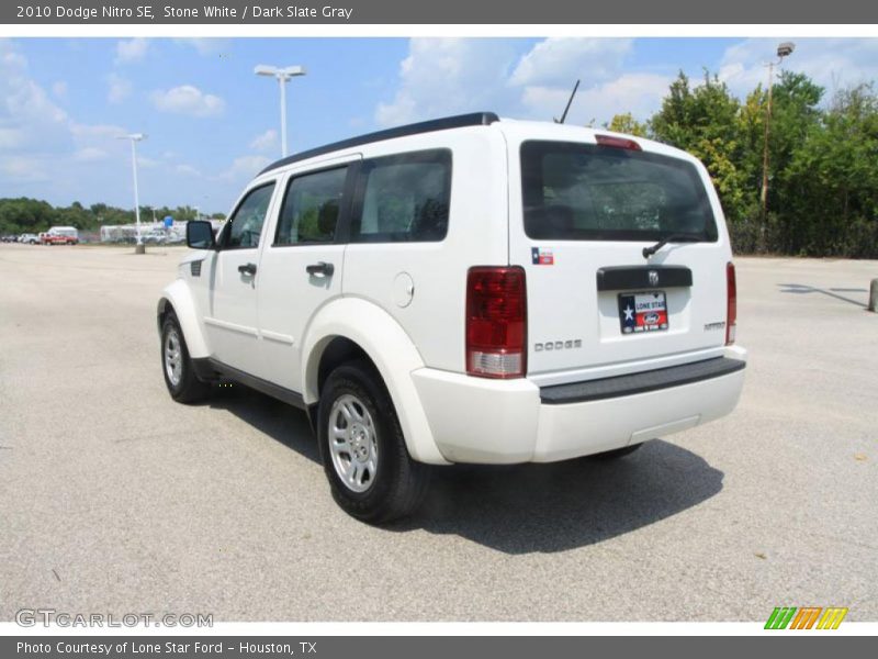 Stone White / Dark Slate Gray 2010 Dodge Nitro SE