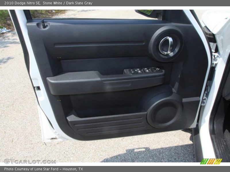 Stone White / Dark Slate Gray 2010 Dodge Nitro SE