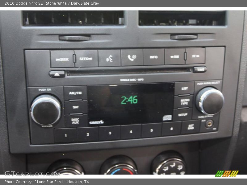 Stone White / Dark Slate Gray 2010 Dodge Nitro SE