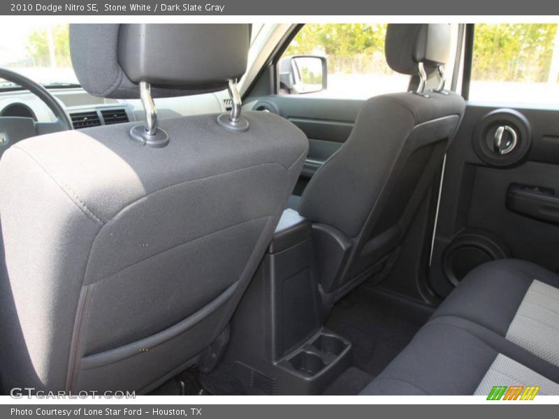 Stone White / Dark Slate Gray 2010 Dodge Nitro SE