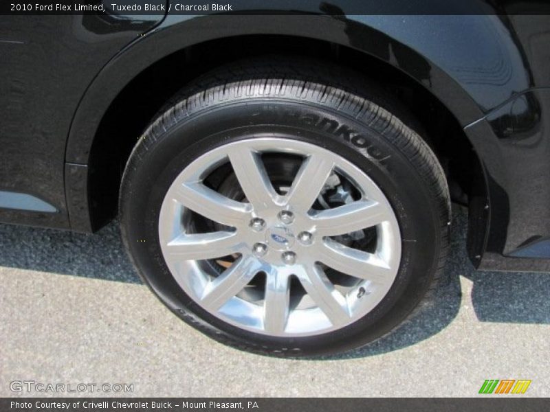 Tuxedo Black / Charcoal Black 2010 Ford Flex Limited