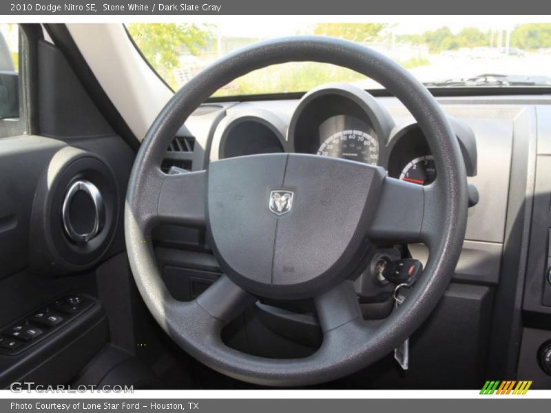 Stone White / Dark Slate Gray 2010 Dodge Nitro SE