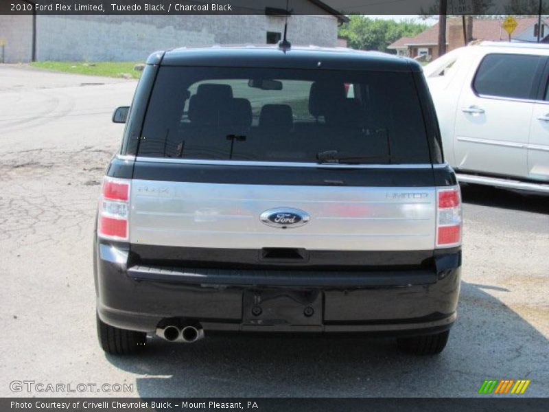 Tuxedo Black / Charcoal Black 2010 Ford Flex Limited